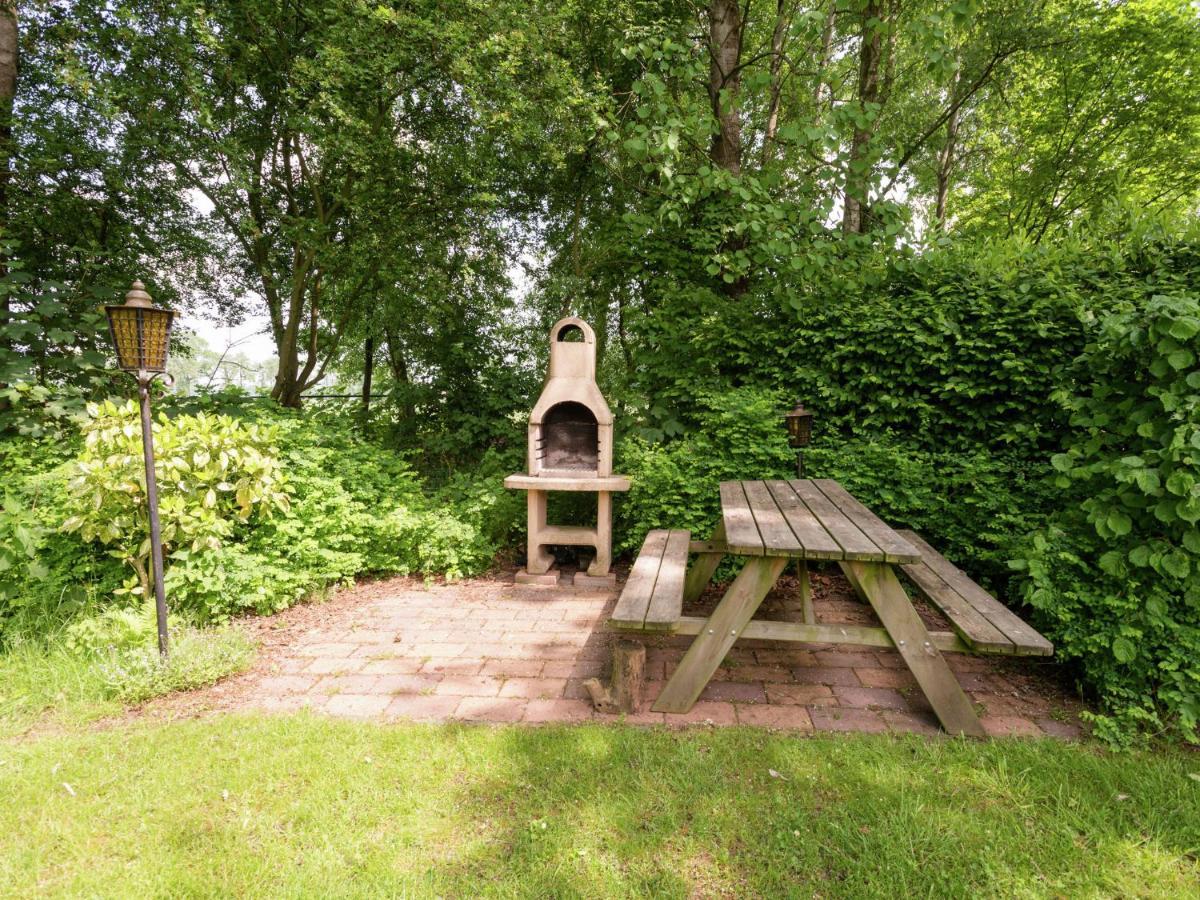 Villa With Spacious Garden Near Heeten Exterior photo